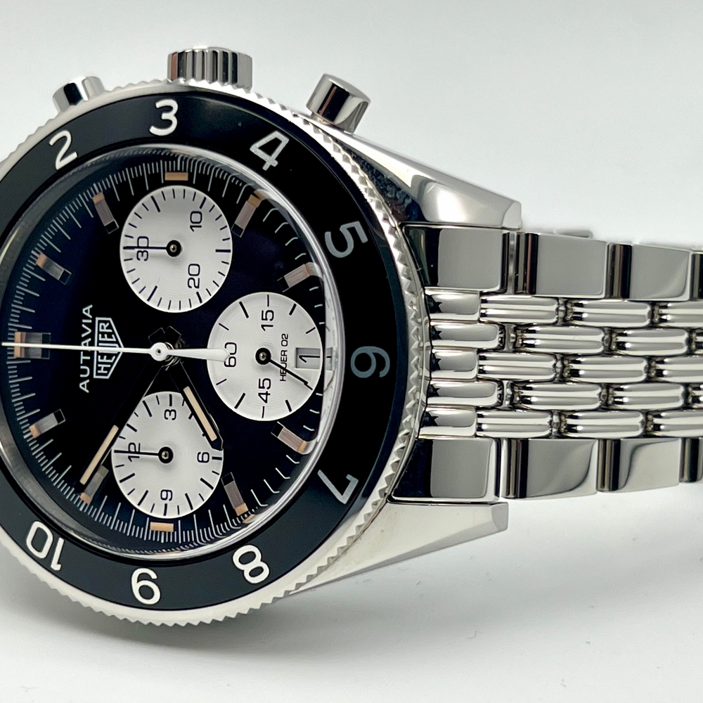 Heuer Heritage Autavia H02